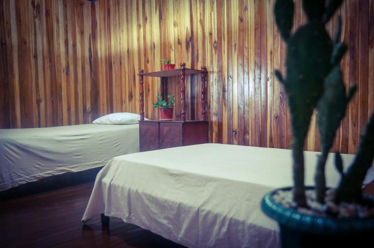 Monte Los Lirios Lodge Monteverde ภายนอก รูปภาพ